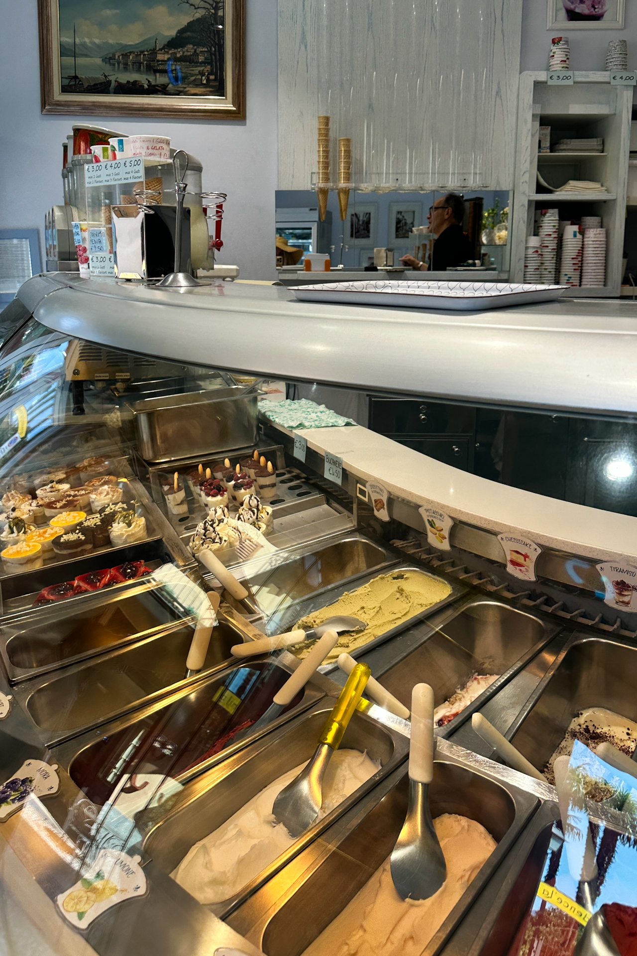 Gelateria del Borg which is an amazing ice cream store in Bellagio.